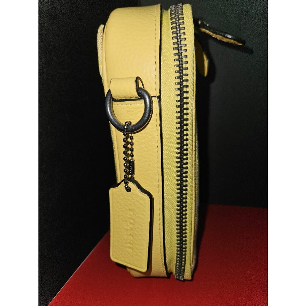 Coach Stanton Crossbody - Picture 4 of 11